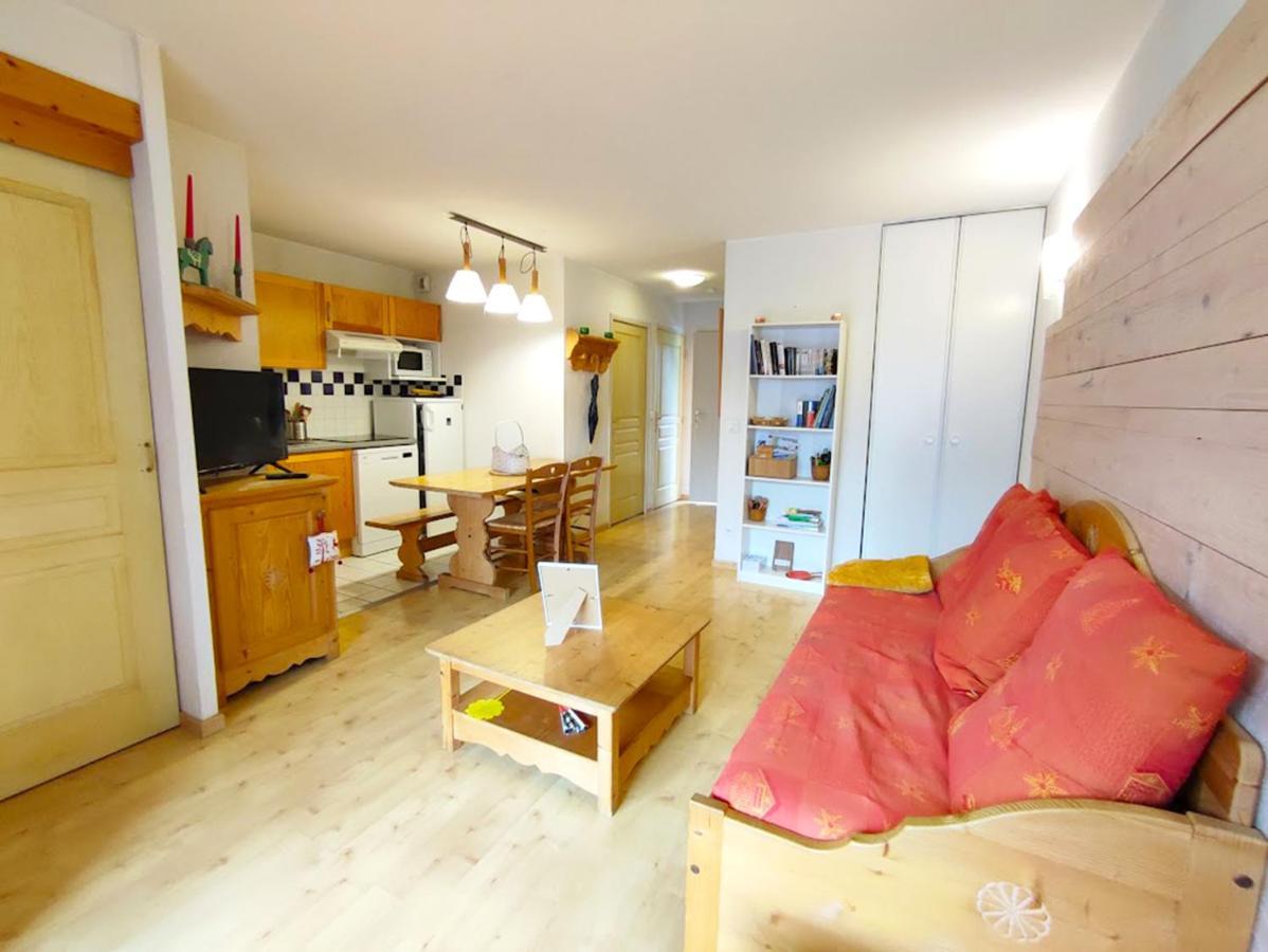 Le 102, T3 Pour 5 Personnes, Vue Montagne, Classe 2 Etoiles Nf, Parking, Piscine En Ete Bagneres-de-Luchon Экстерьер фото
