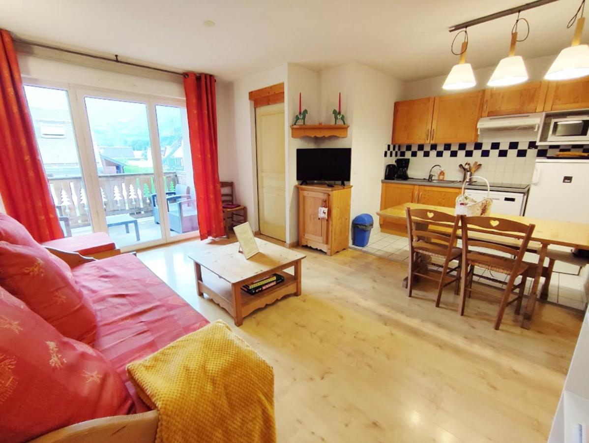 Le 102, T3 Pour 5 Personnes, Vue Montagne, Classe 2 Etoiles Nf, Parking, Piscine En Ete Bagneres-de-Luchon Экстерьер фото