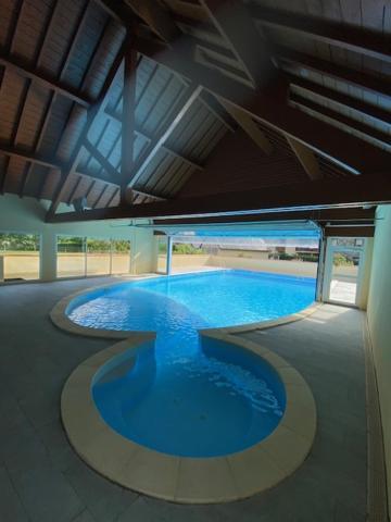 Le 102, T3 Pour 5 Personnes, Vue Montagne, Classe 2 Etoiles Nf, Parking, Piscine En Ete Bagneres-de-Luchon Экстерьер фото